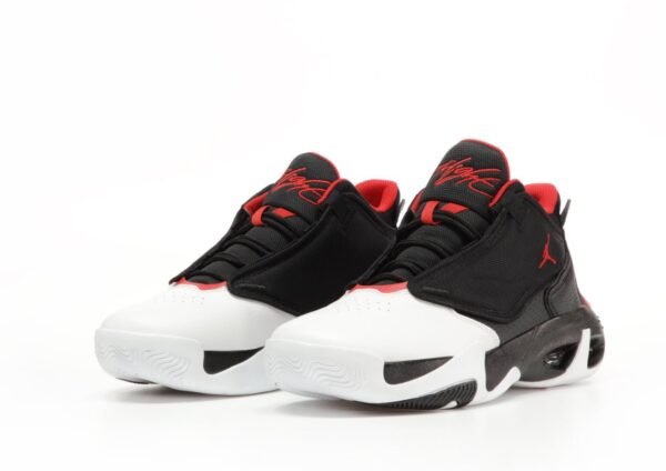 Кроссовки Мужские Nike Air Jordan Max Aura 4 Black White