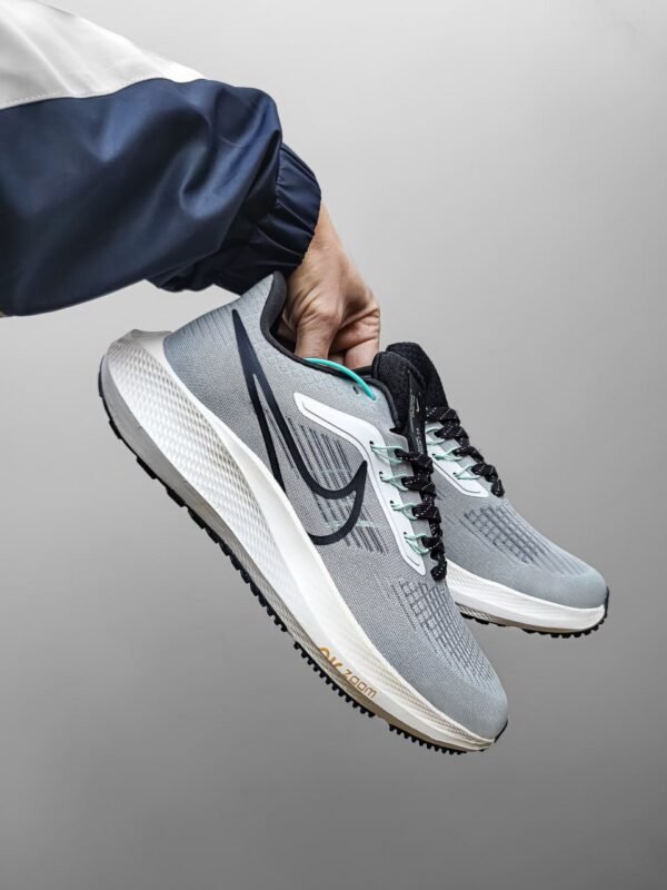 Кроссовки мужские Nike Air Zoom Pegasus 40 Gray