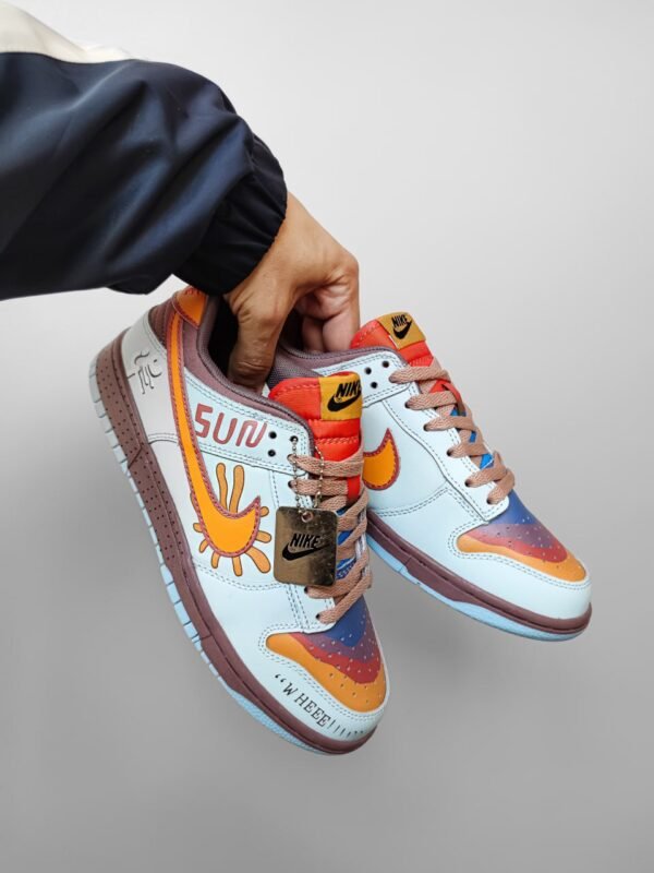 Кроссовки Nike SB Dunk What the Sunday Flea Sun Club