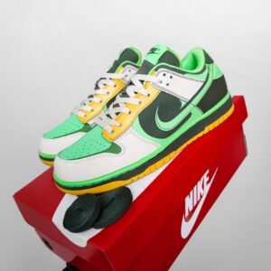 Кроссовки Nike SB Dunk Low Green Yellow