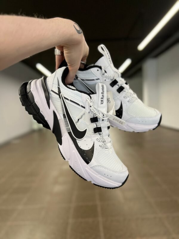 Кроссовки Nike V2K Runtekk White Black