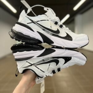 Кроссовки Nike V2K Runtekk White Black