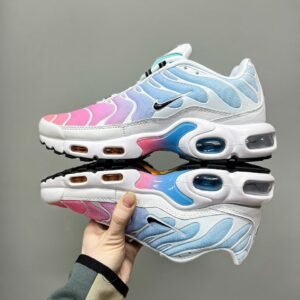 Кроссовки Женские Nike Air Max Plus TN pink-blue gradient