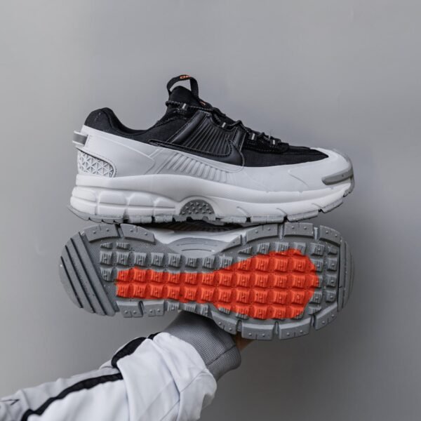 Кроссовки Мужские Nike Vomero Roam Black