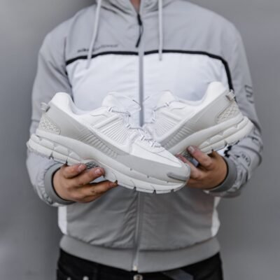 Кроссовки Мужские Nike Vomero Roam