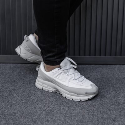 Кроссовки Мужские Nike Vomero Roam