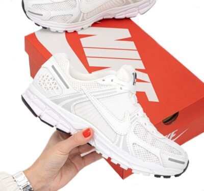 Кроссовки Мужские Nike Zoom Vomero 5