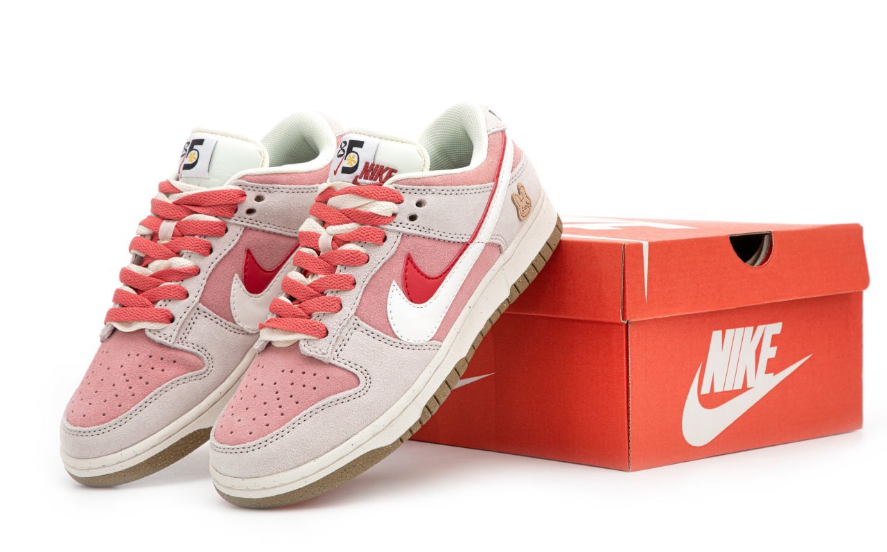 Rabbit Pink And Red Nike Sb Кроссовки Nike SB Dunk Low SE 85