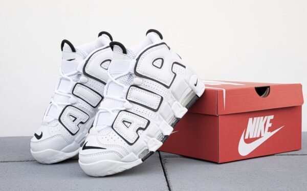 Кроссовки женские Nike Air Max Uрtemрo