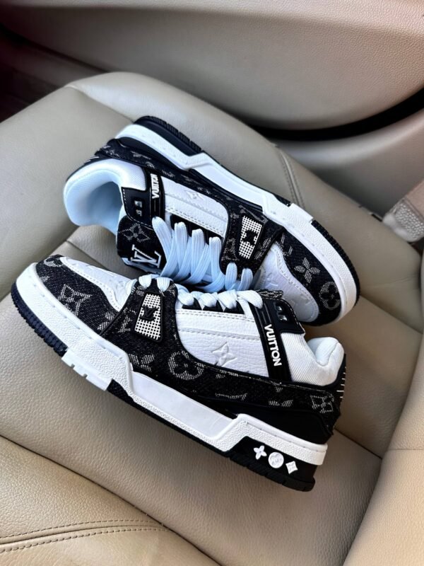 Кроссовки Louis Vuitton Trainer Sneaker White Black