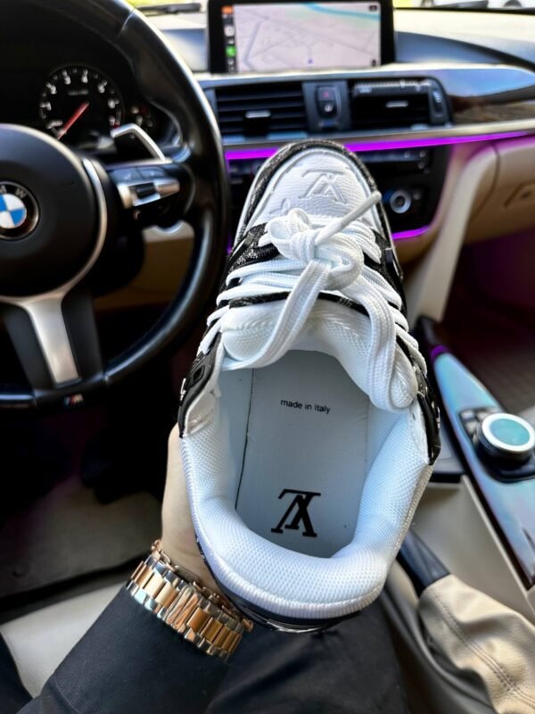 Кроссовки Louis Vuitton Trainer Sneaker White Black