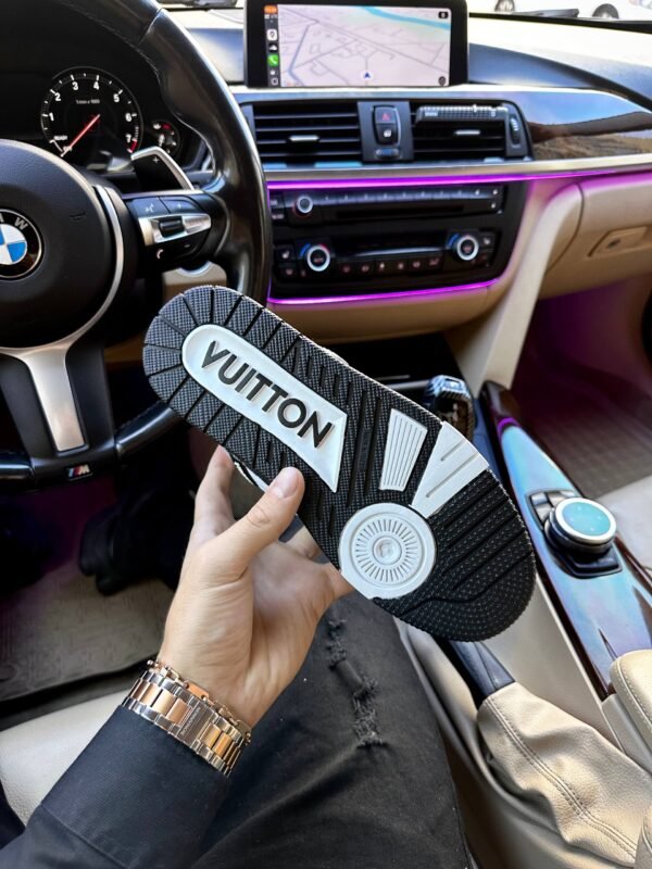 Кроссовки Louis Vuitton Trainer Sneaker White Black