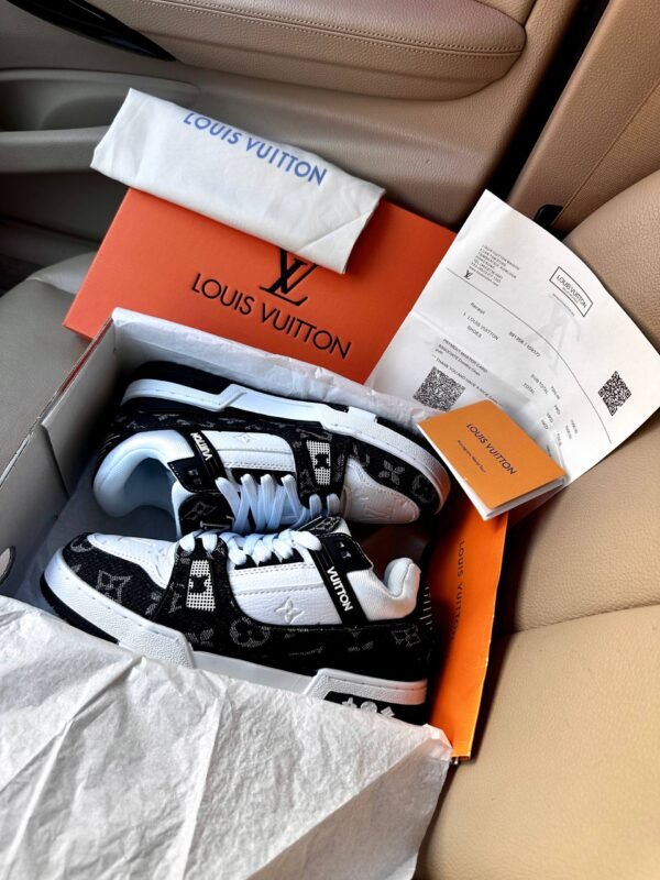 Кроссовки Louis Vuitton Trainer Sneaker White Black