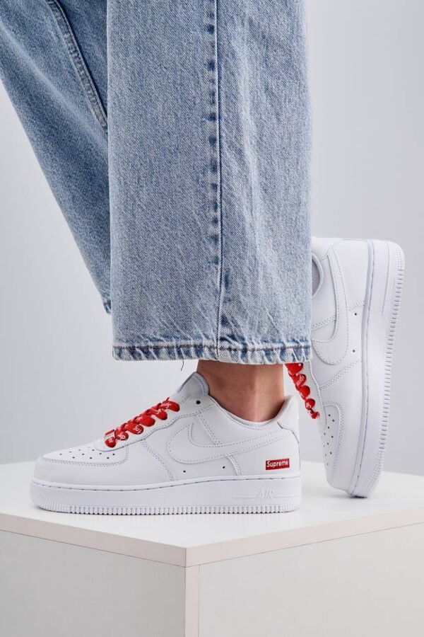 Кроссовки Nike Air Force 1 Low Supreme White
