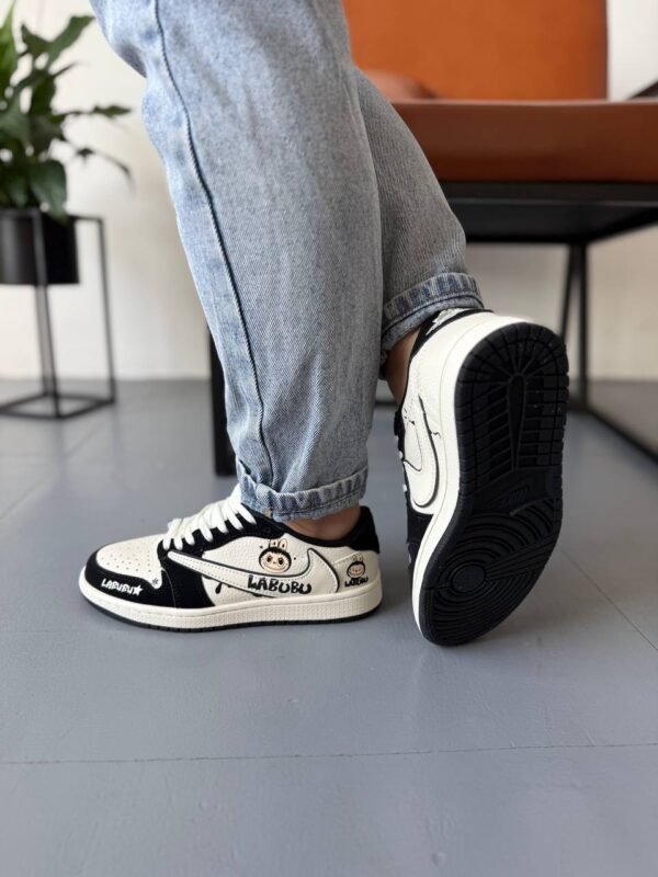 Кроссовки Женские Nike Air Jordan 1 low Travis Scott x Labubu Black Beige