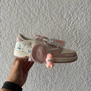 Кроссовки Женские Nike Air Jordan 1 low Travis Scott x Labubu Pink Beige