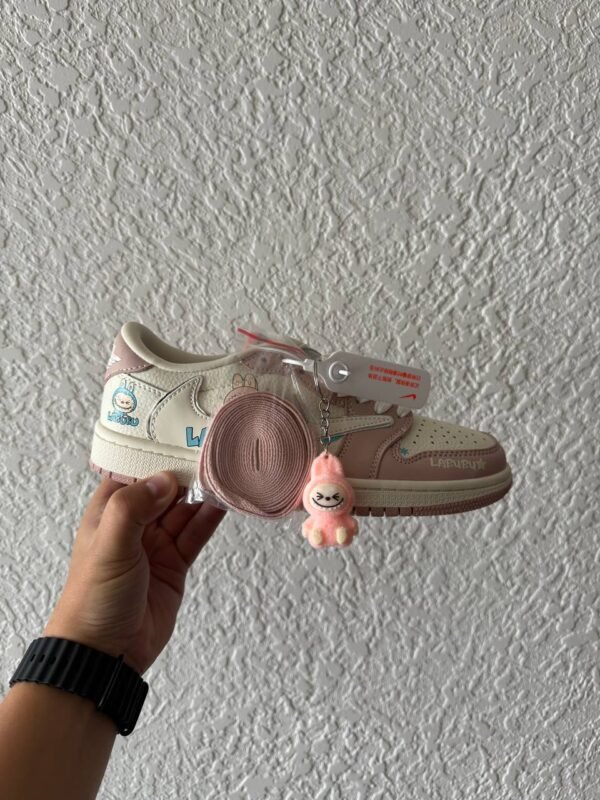 Кроссовки Женские Nike Air Jordan 1 low Travis Scott x Labubu Pink Beige