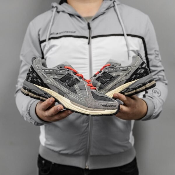 Кроссовки Мужские New Balance 1906U Grey