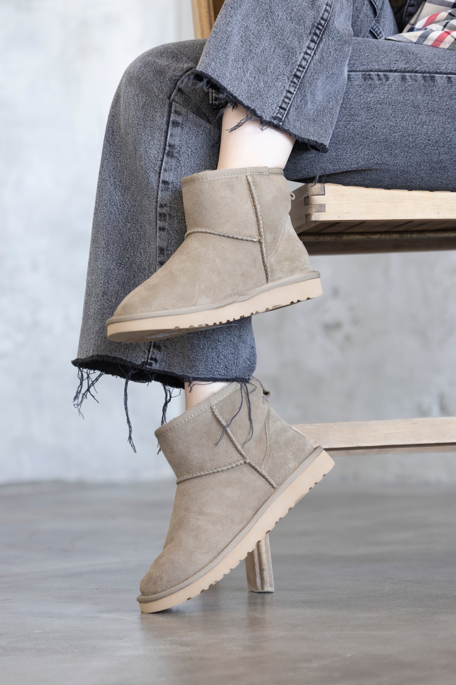 UGG Mini Khaki