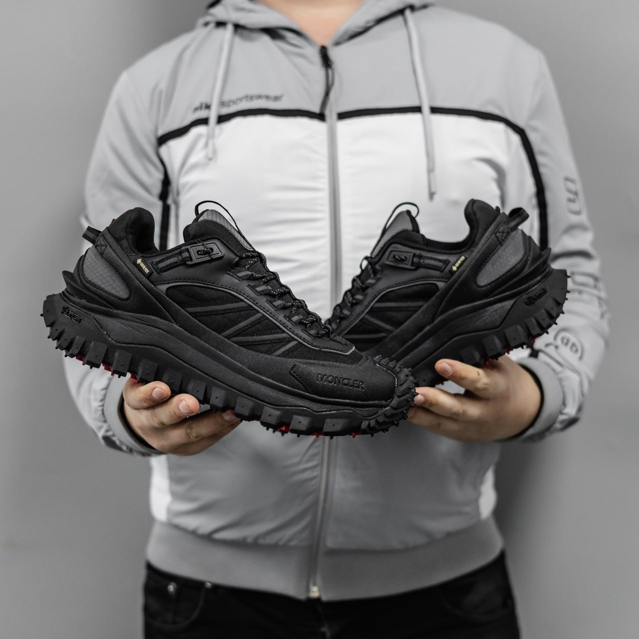 Кроссовки Мужские Moncler Trail Drip Gore-Tex Black Кроссовки Мужские Moncler Trail Drip Gore-Tex Black