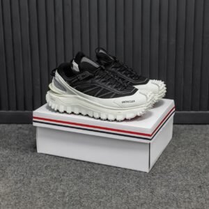 Кроссовки Мужские Moncler Trail Drip Gore-Tex White Black