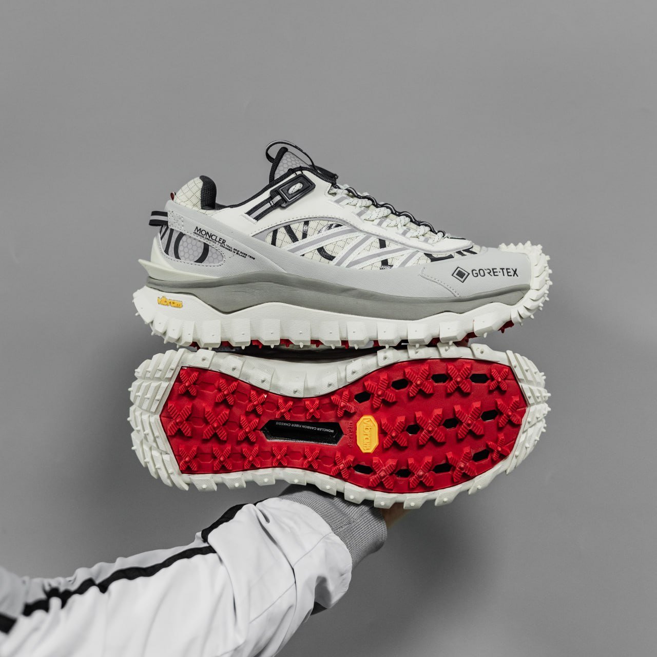 Кроссовки Мужские Moncler Trail Drip Gore-Tex White Grey Кроссовки Мужские Moncler Trail Drip Gore-Tex White Grey