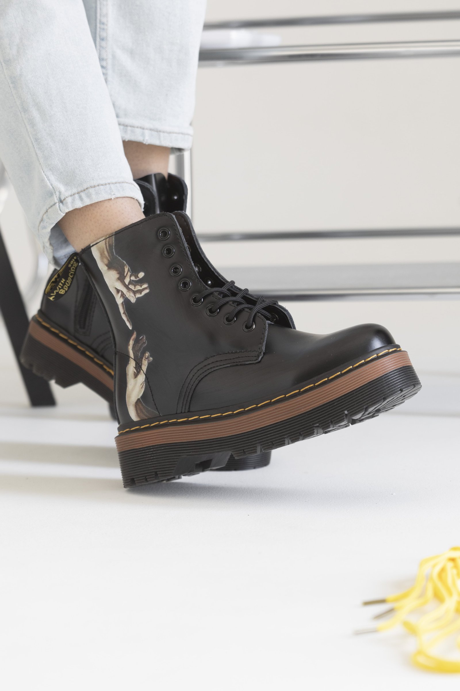 Dr.Martens Jadon Black Brown Сreation of Adam (5) Dr.Martens Jadon Black Brown Сreation of Adam