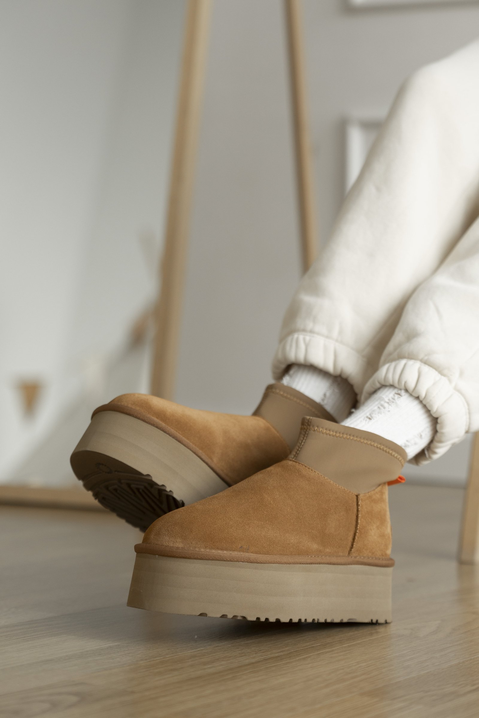 UGG Classic Mini Dipper Chestnut (7) UGG Classic Mini Dipper Chestnut