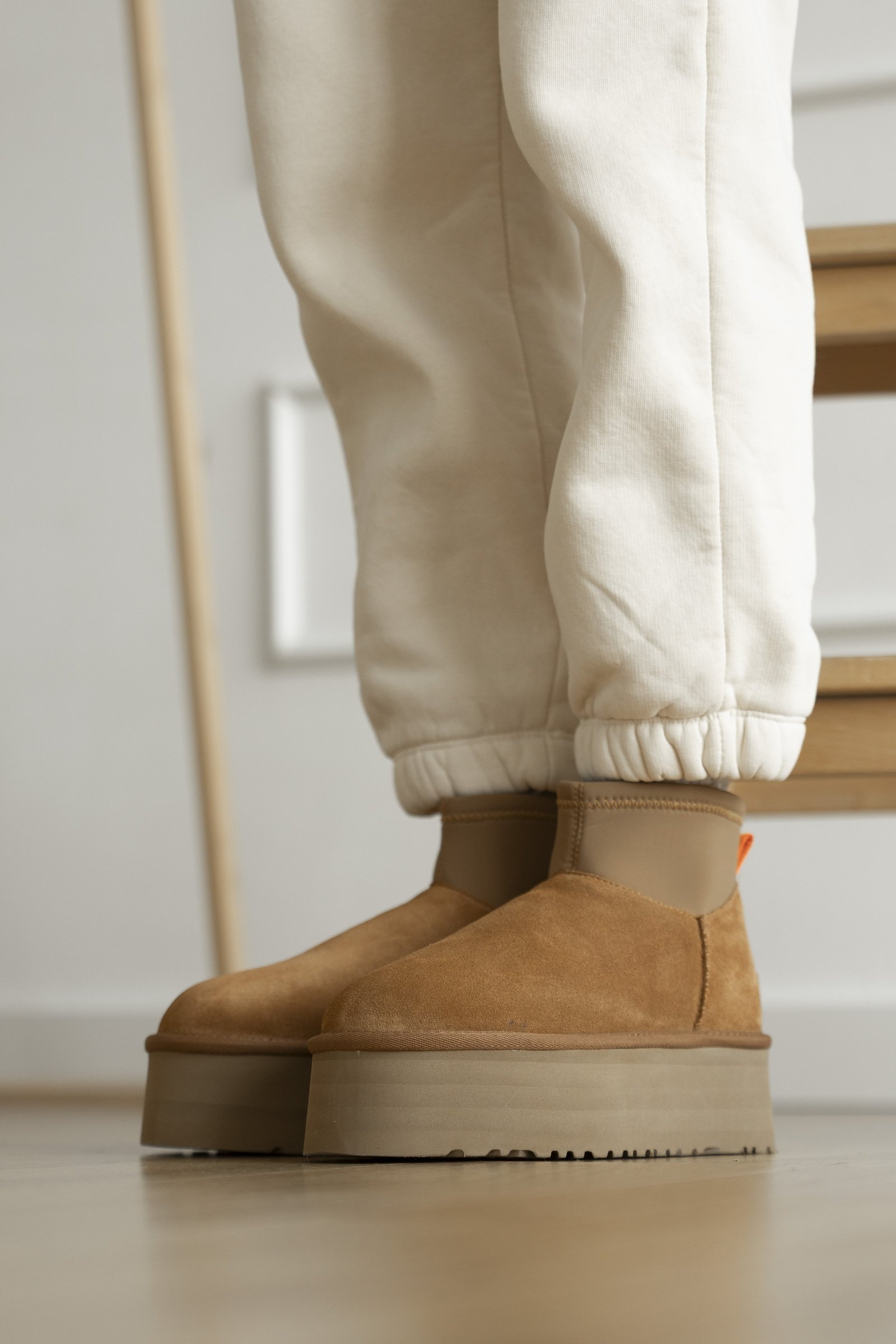 UGG Classic Mini Dipper Chestnut (8) UGG Classic Mini Dipper Chestnut