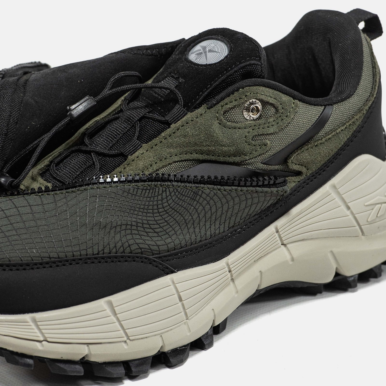 Кроссовки Reebok Zig Kinetica 2.5 Edge x Spyder Khaki Black Кроссовки Reebok Zig Kinetica 2.5 Edge x Spyder Khaki Black