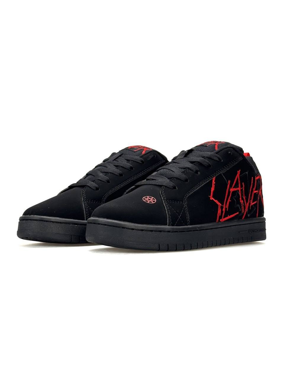 DC x Slayer Court Graffik Black Red DC x Slayer Court Graffik Black Red