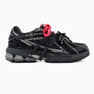 New Balance 1906A BlackSilver Extreme Laces