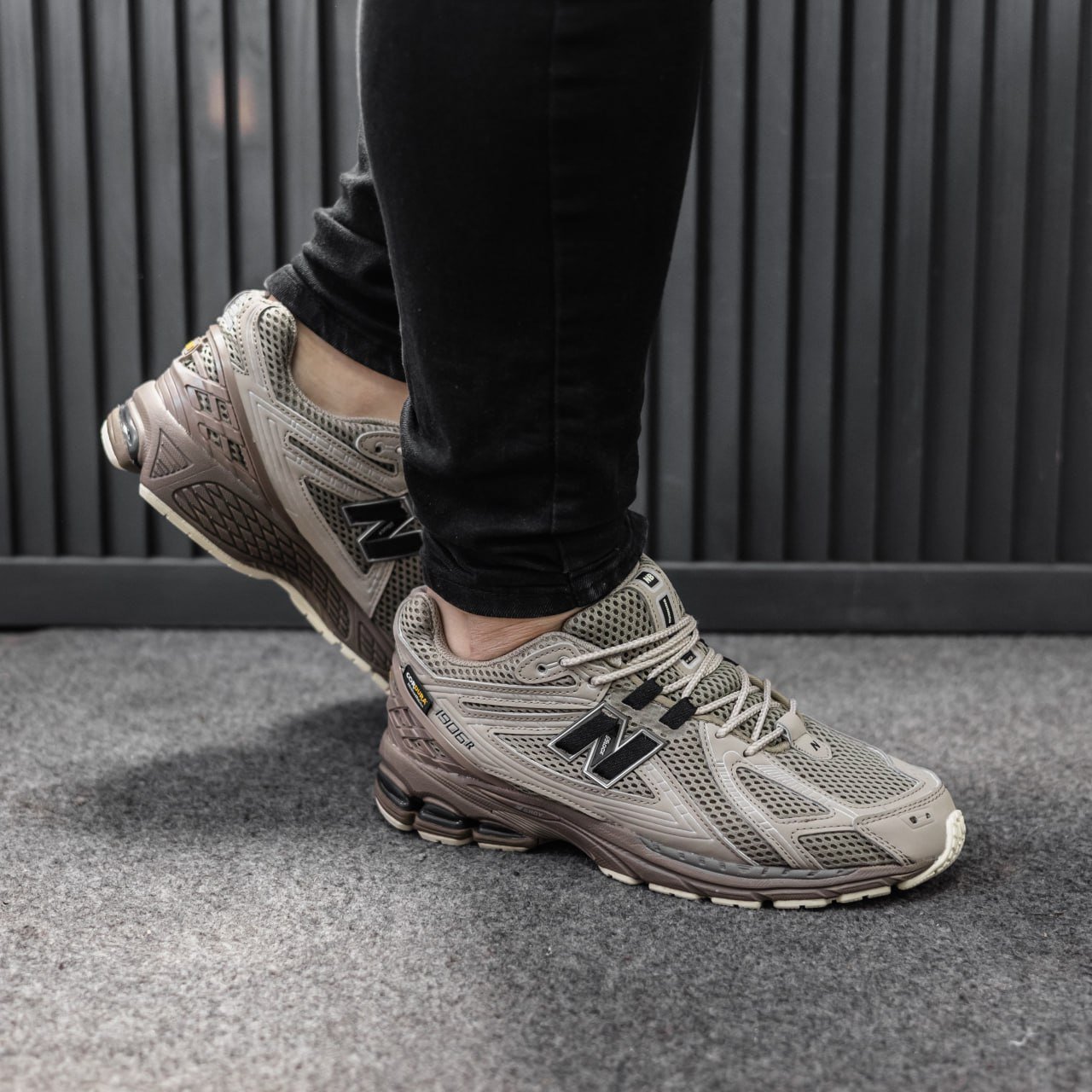 Кроссовки New Balance 1906R Grey