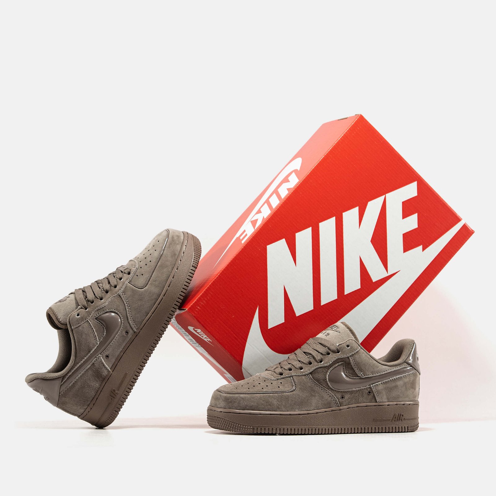 Кроссовки Женские Nike Air Force 1 '07 Mink Brown Кроссовки Женские Nike Air Force 1 '07 Mink Brown