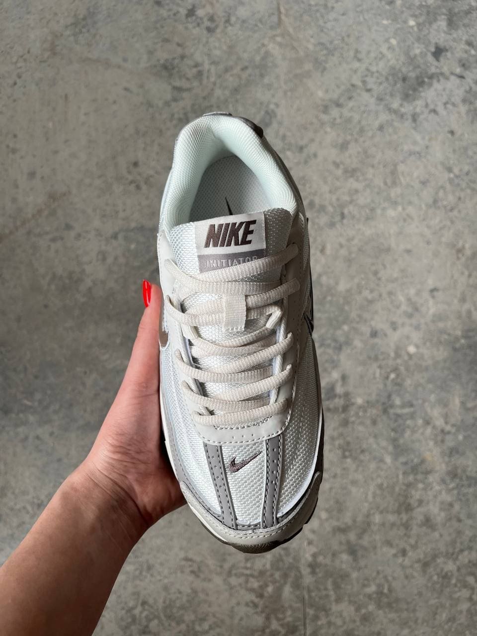 Nike Initiator Phantom White Beige (4)