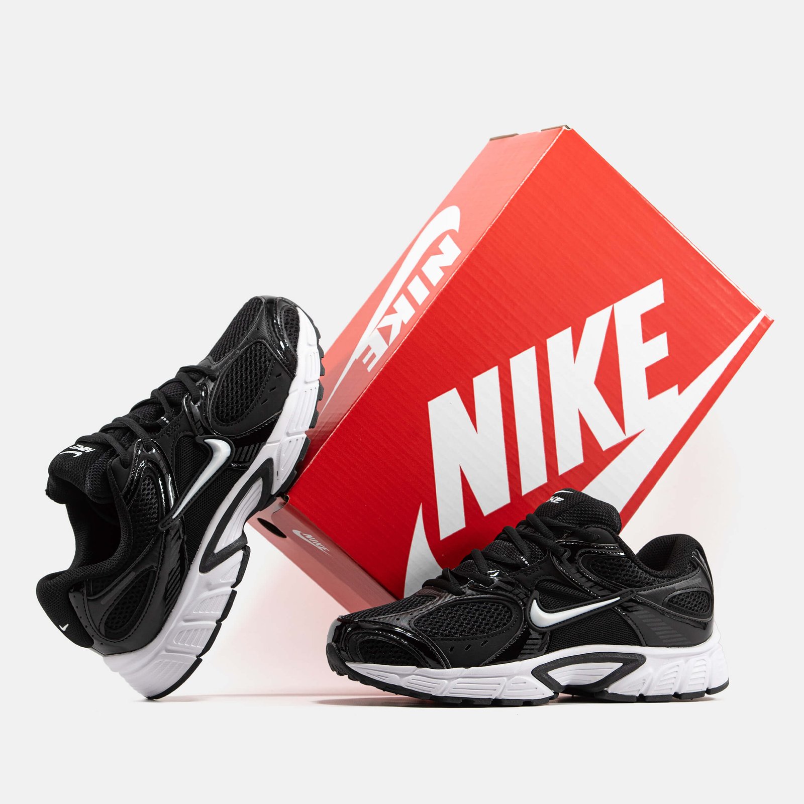 Кроссовки Nike V5 RNR Black White (3) Кроссовки Nike V5 RNR Black White