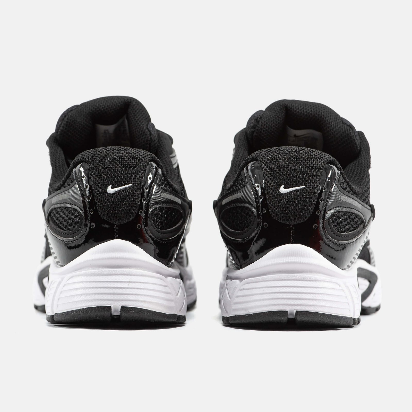 Кроссовки Nike V5 RNR Black White Кроссовки Nike V5 RNR Black White