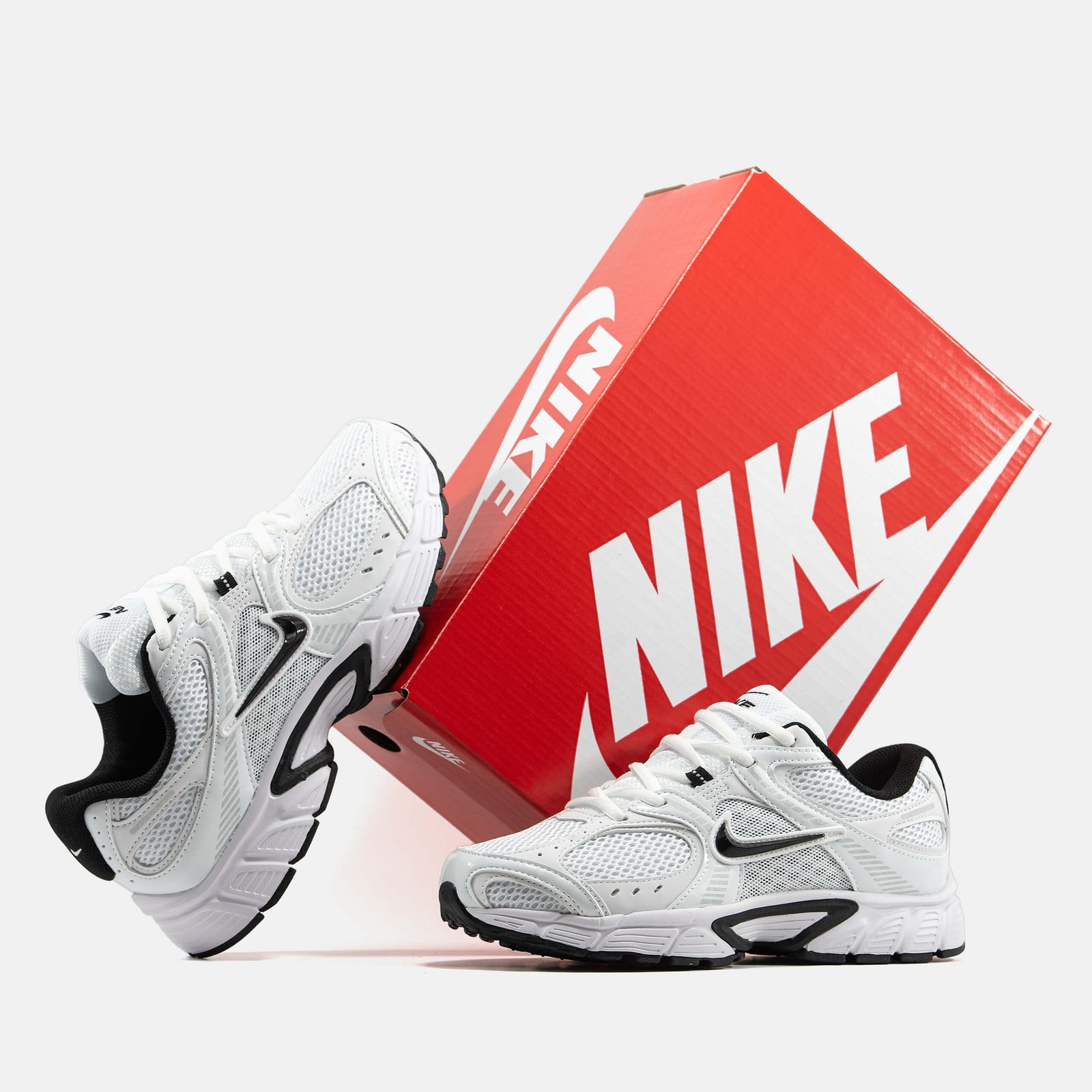 Кроссовки Nike V5 RNR White Black