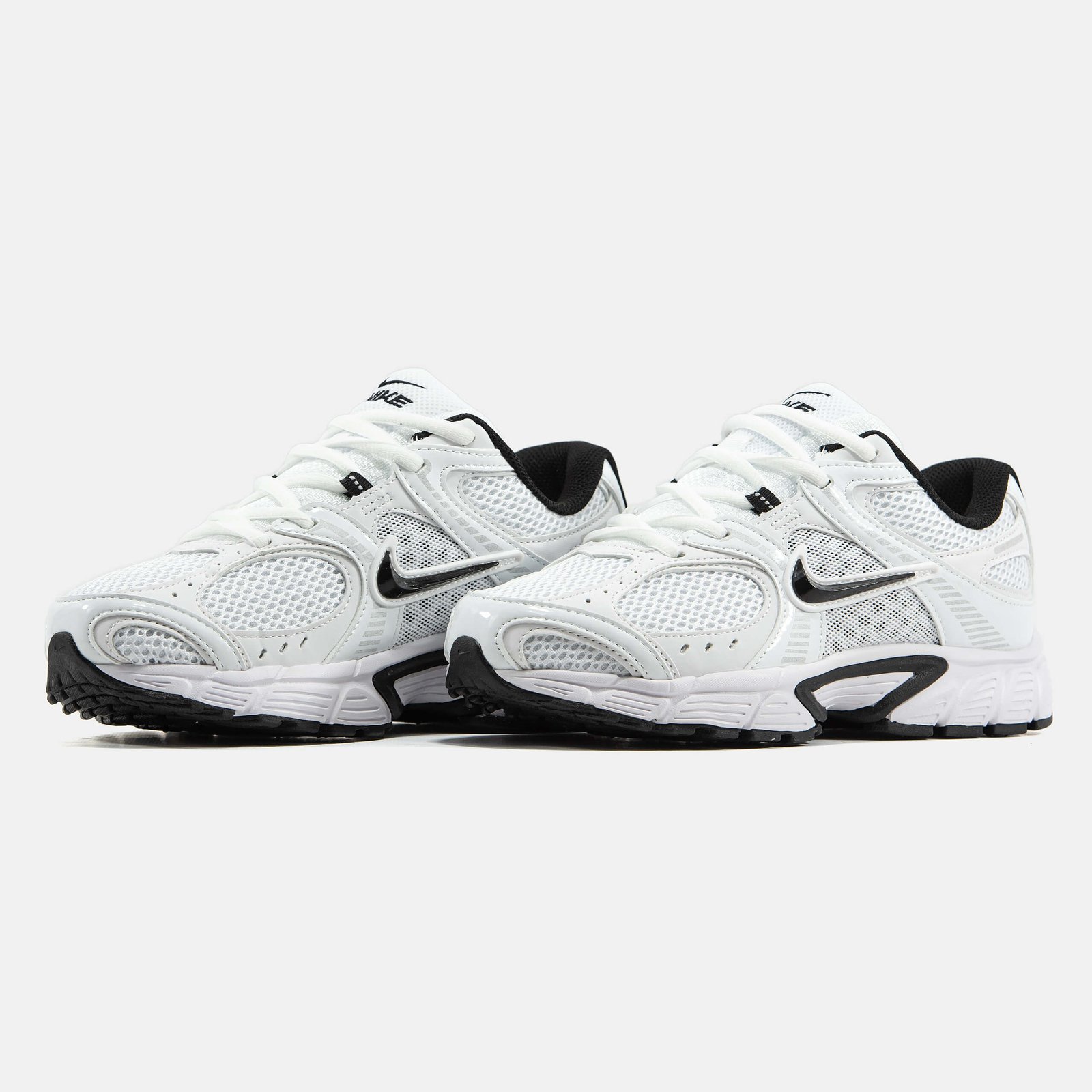 Кроссовки Nike V5 RNR White Black Кроссовки Nike V5 RNR White Black