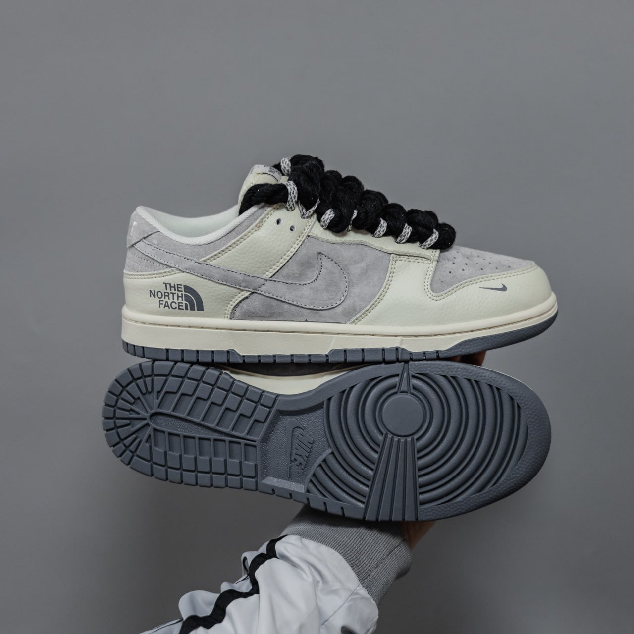 Кроссовки Мужские Nike SB Dunk Grey White Кроссовки Мужские Nike SB Dunk Grey White