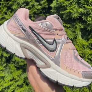 Кроссовки Женские Nike P-7000 Silver Beige