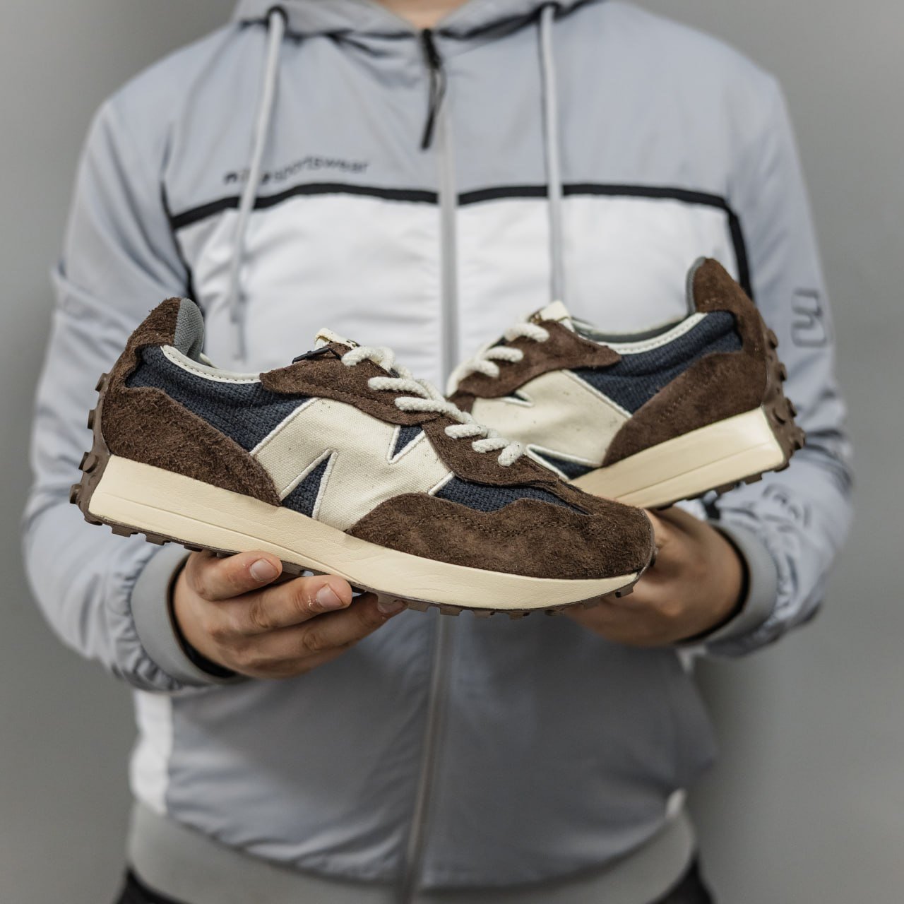 Кроссовки Мужские New Balance 327 Brown Кроссовки Мужские New Balance 327 Brown