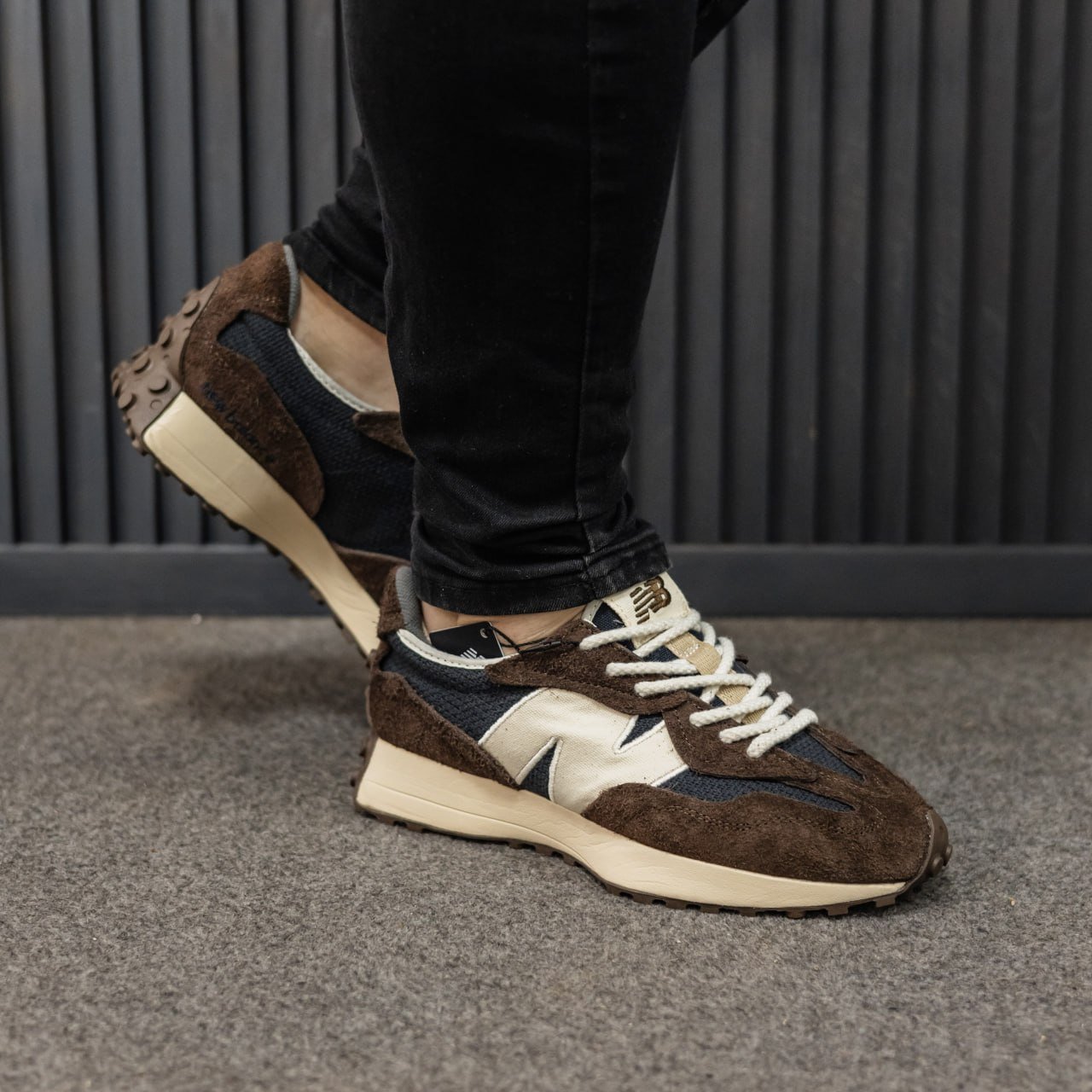 Кроссовки Мужские New Balance 327 Brown Кроссовки Мужские New Balance 327 Brown