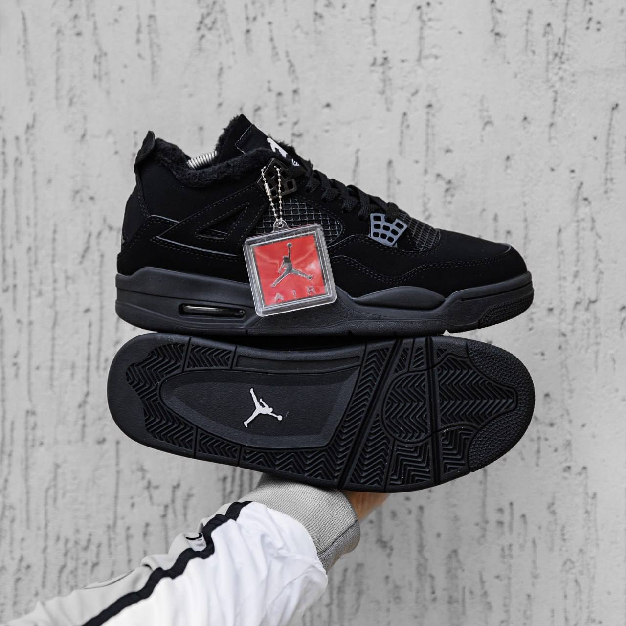 Кроссовки Мужские Nike Air Jordan 4 Black Зимние Кроссовки Мужские Nike Air Jordan 4 Black Зимние