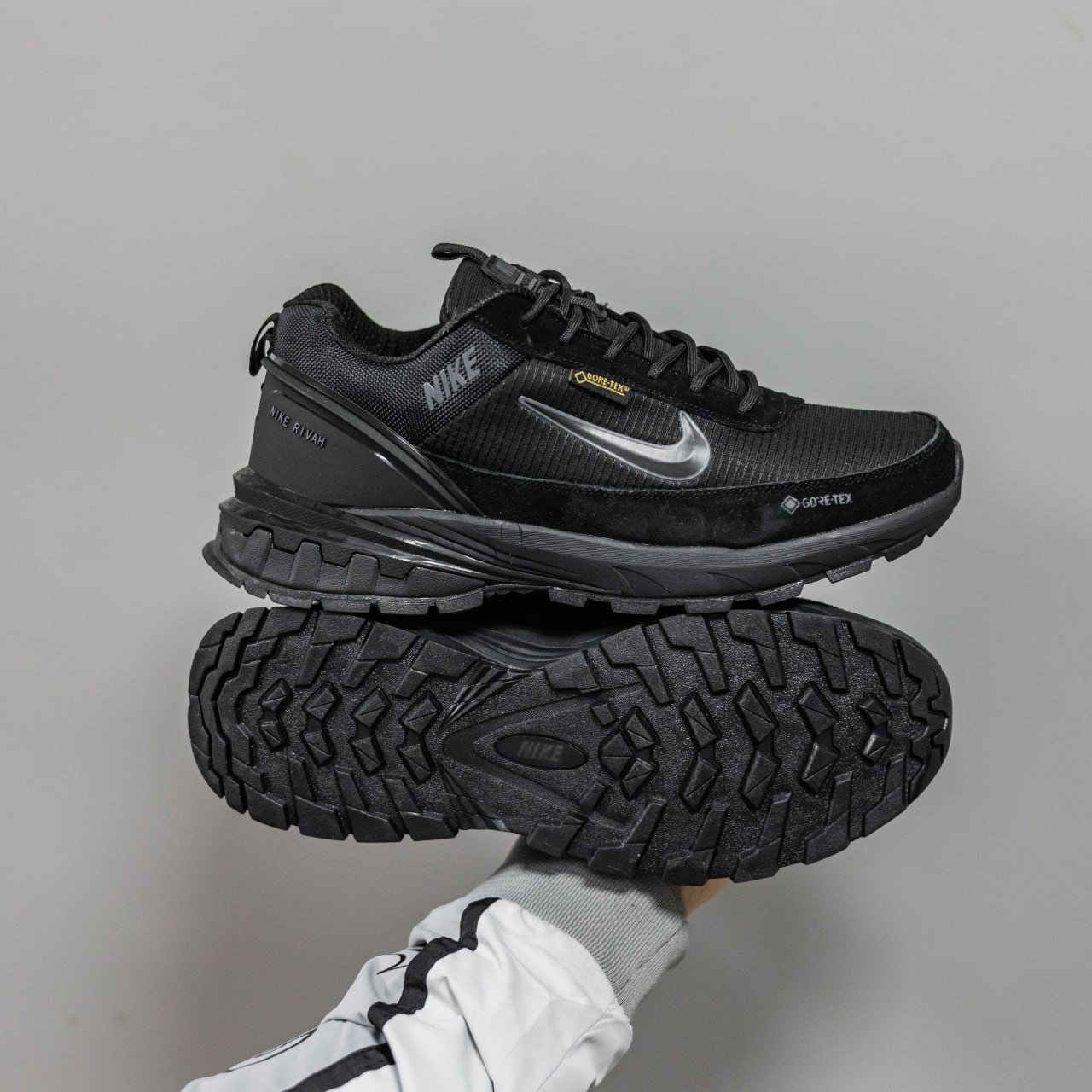 Кроссовки Мужские Nike Rivah Gore-Tex Black Кроссовки Мужские Nike Rivah Gore-Tex Black