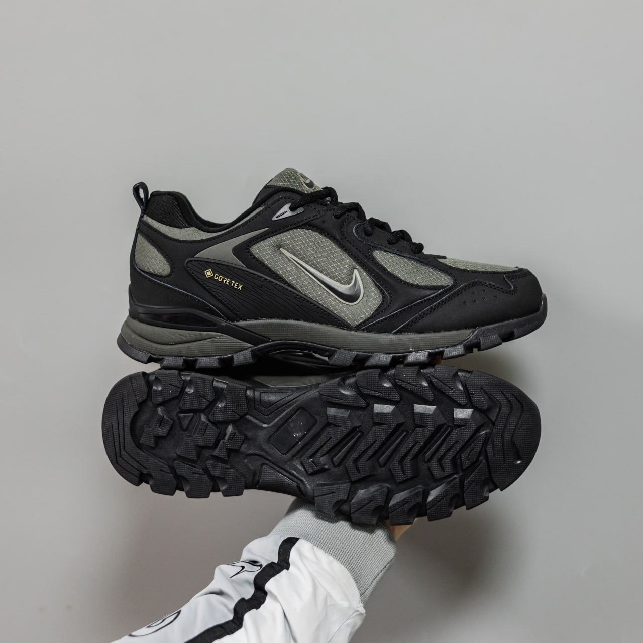 Кроссовки Мужские Nike Rivah Gore-Tex Black Grey Кроссовки Мужские Nike Rivah Gore-Tex Black Grey